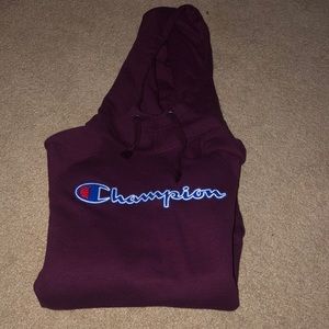 womens burgundy champion hoodie XS